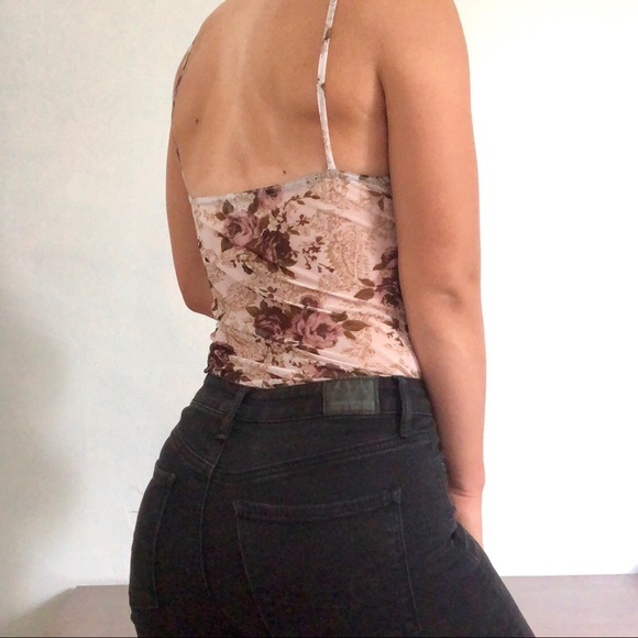 Nude rose printed tank with sheer back - Picture 3 of 4